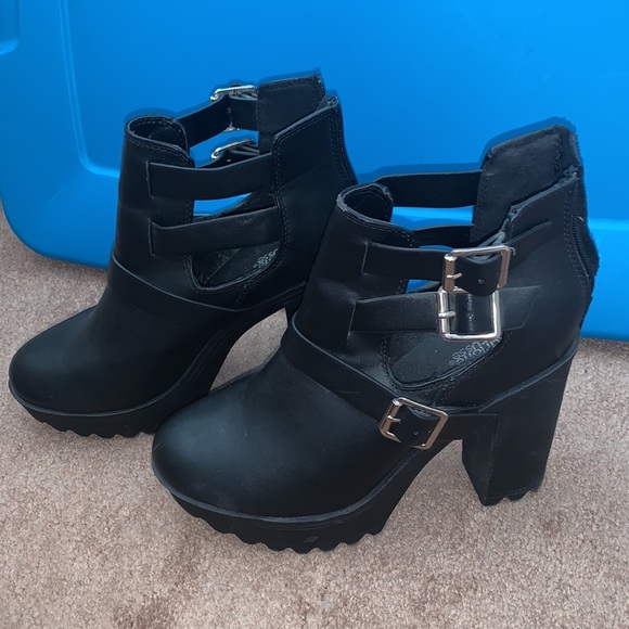 COPY - Platform buckle booties - black - Picture 2 of 4
